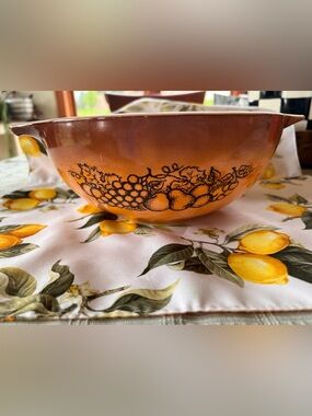 Old Orchard print Cinderella Bowl